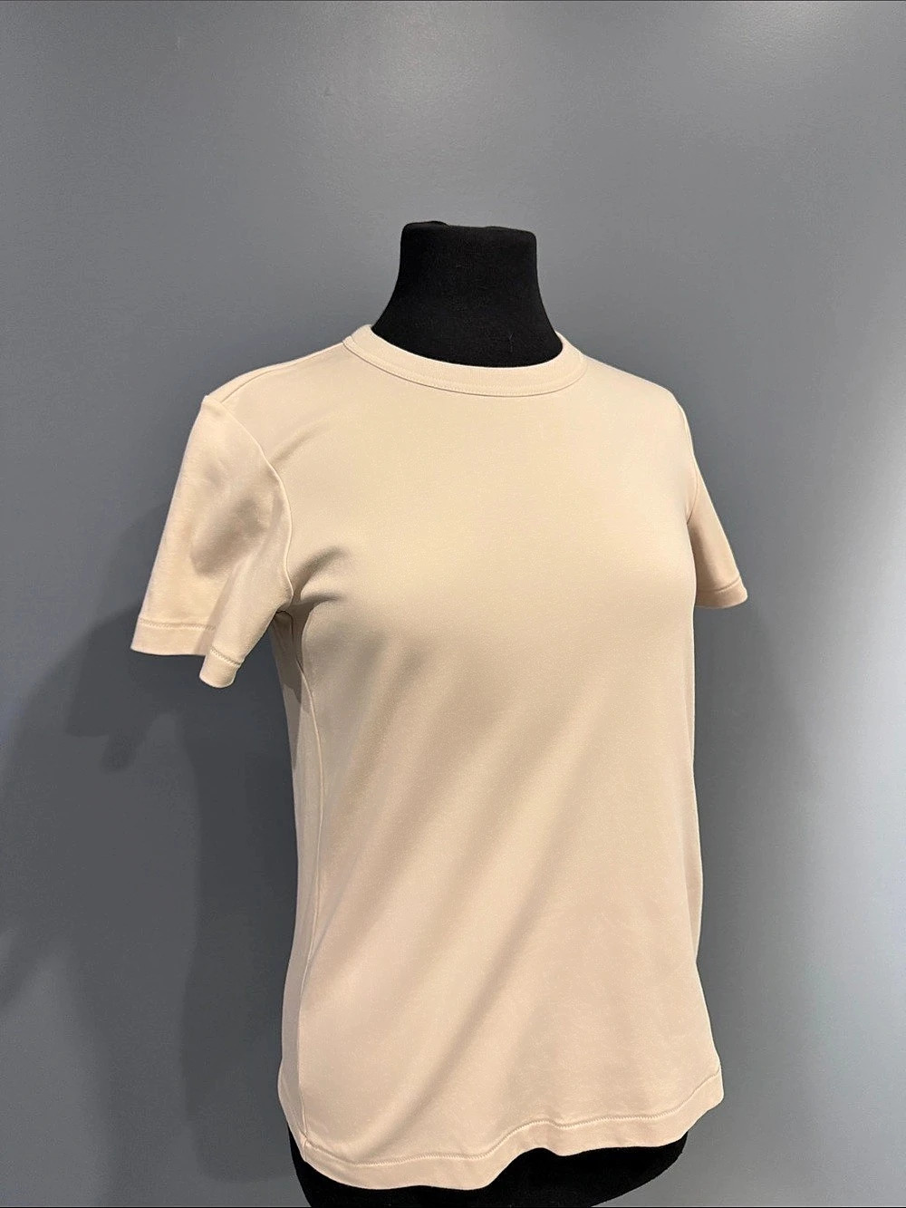 Uniqlo U Crew Neck Short-Sleeve T-Shirt Beige Medium
